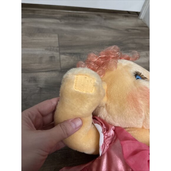 VTG. Kenner 1985 HUGGA BUNCH 17" HUGGINS Doll Curly Pink Hair Blue Eyes Plush - Picture 10 of 11